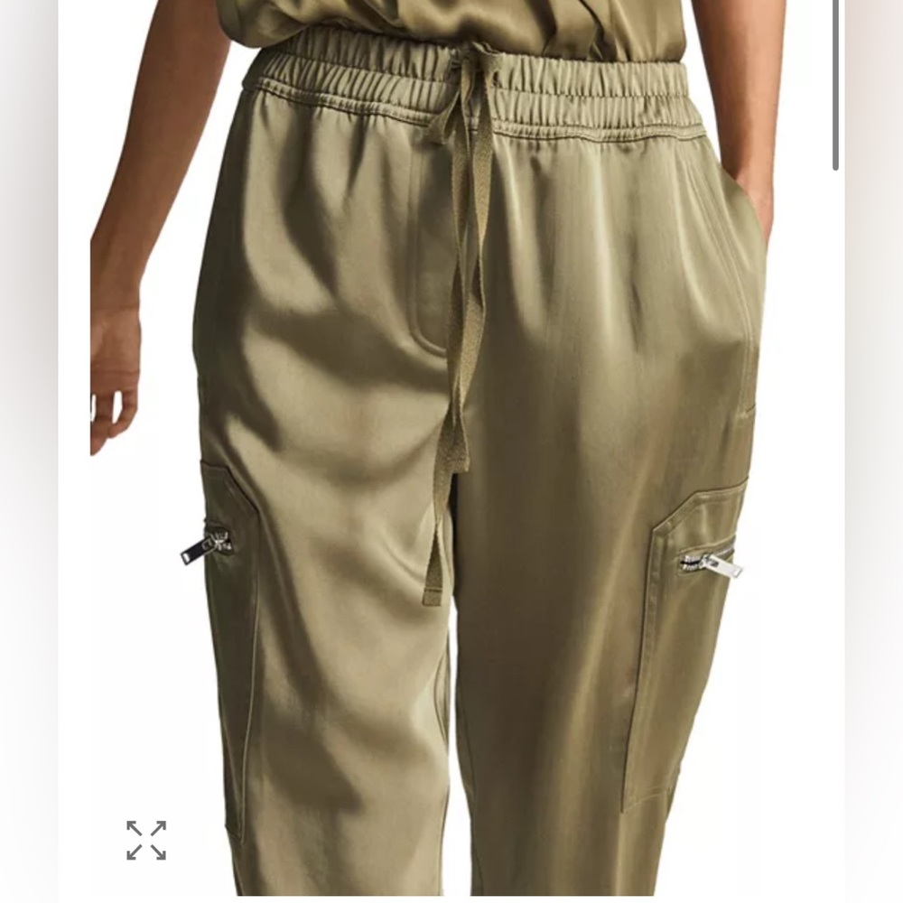 Reiss Tyler satin jogger - Picture 3 of 9